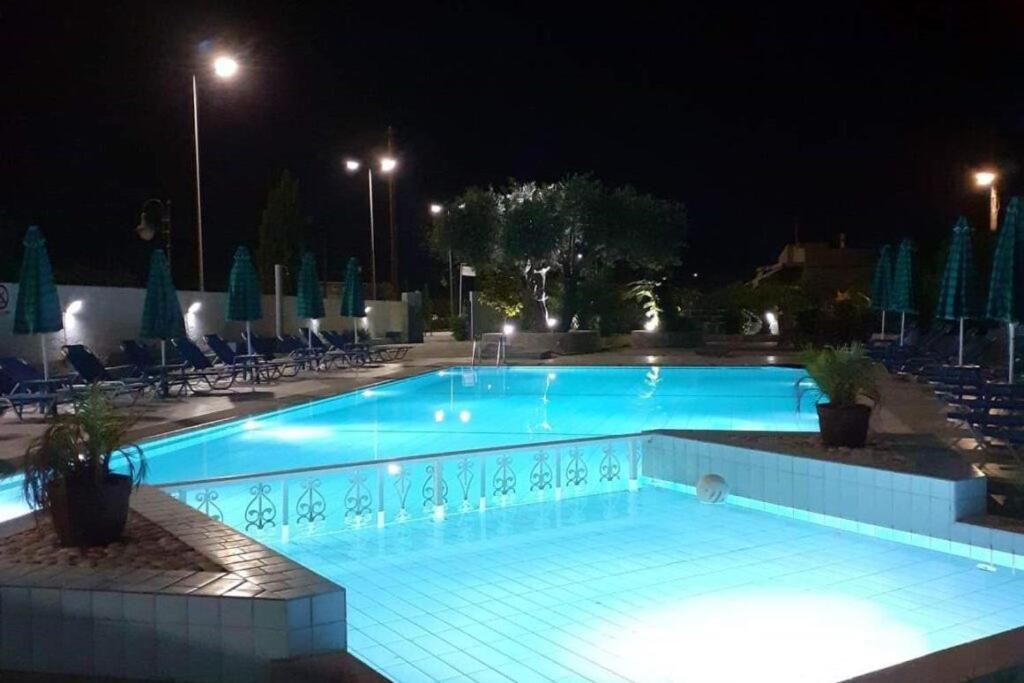 פליראקי Katina Studios מראה חיצוני תמונה